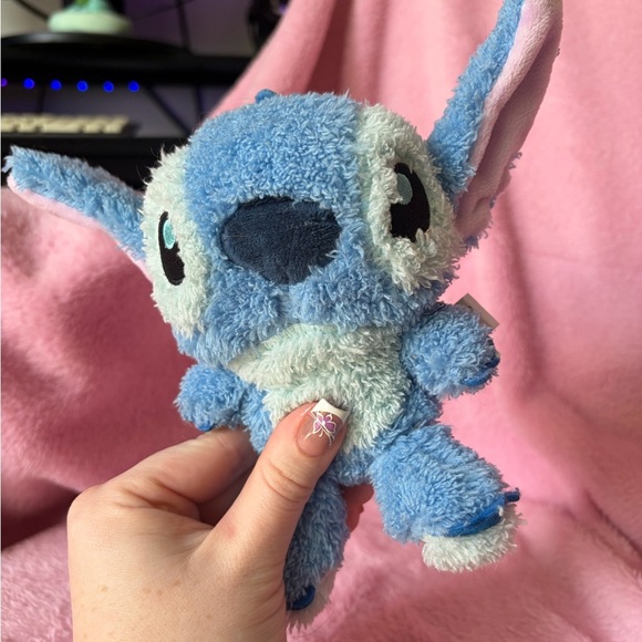 Disney Other - Disney baby stitch crinkle toy